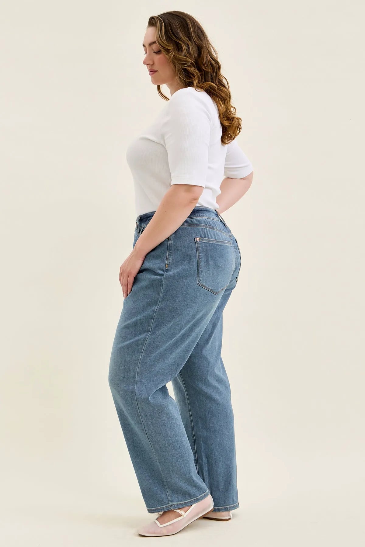 Kimberly Straight Fit (Medium Wash) - PLUS