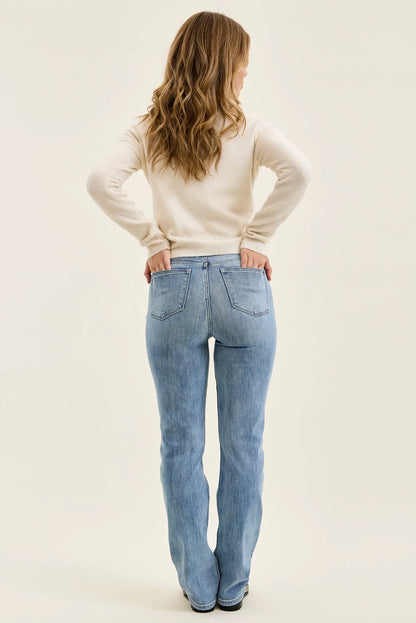 Brenda 90's Straight Fit