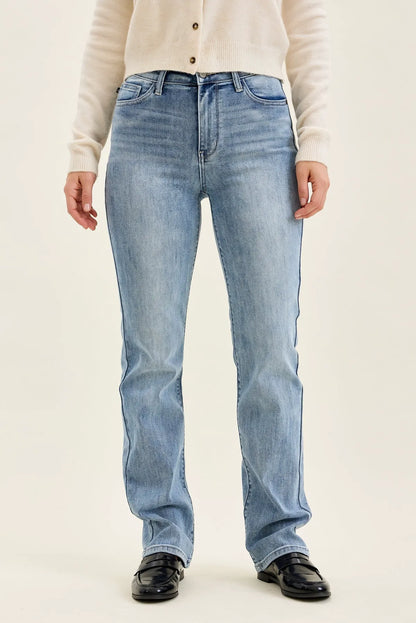 Brenda 90's Straight Fit