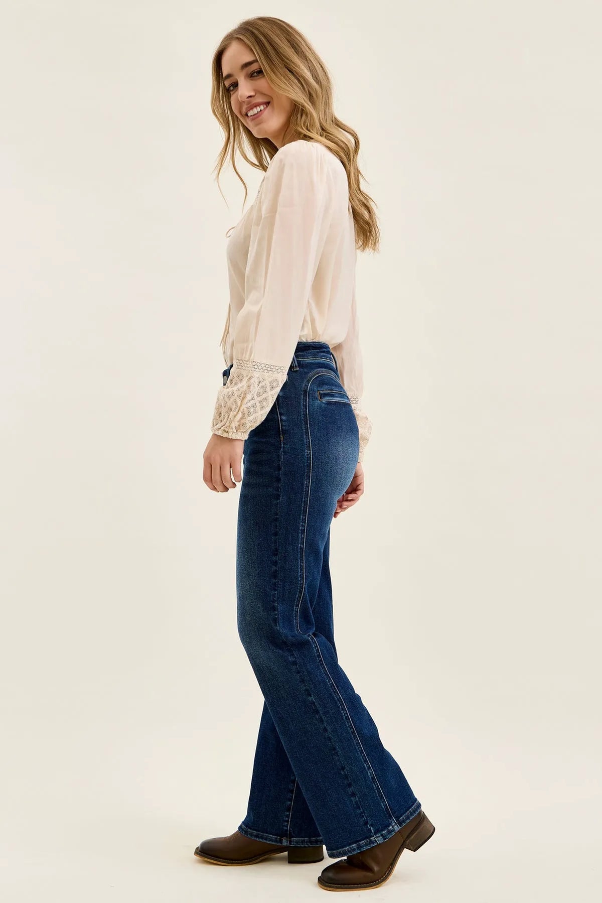 Alex Bootcut With Cowgirl Seaming