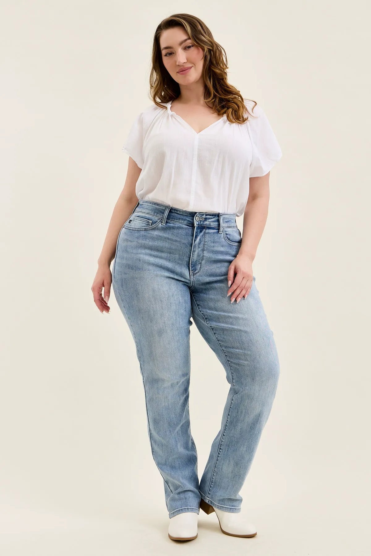 Brenda 90's Straight Fit - PLUS