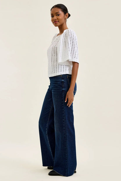 Lux Retro Wide With Adjustable Tabs
