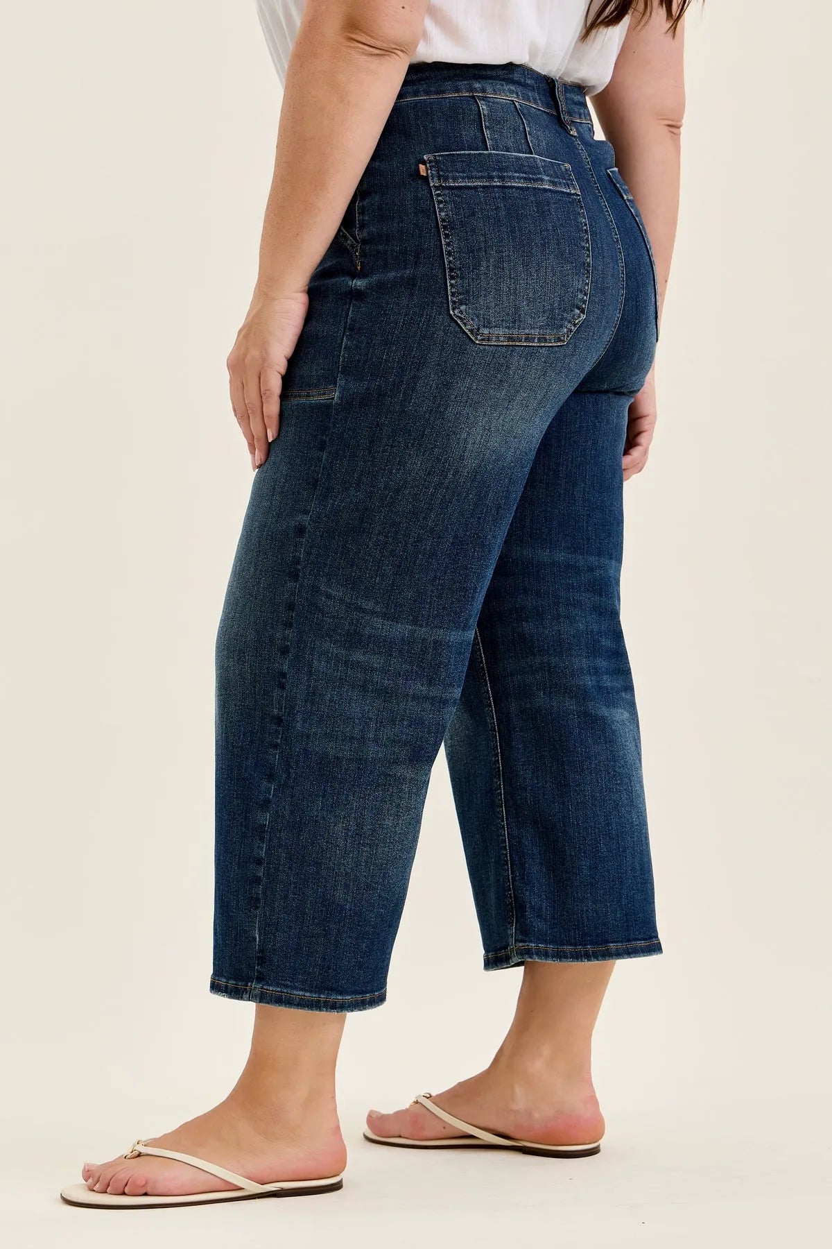 Dottie Utility Wide Crop - PLUS
