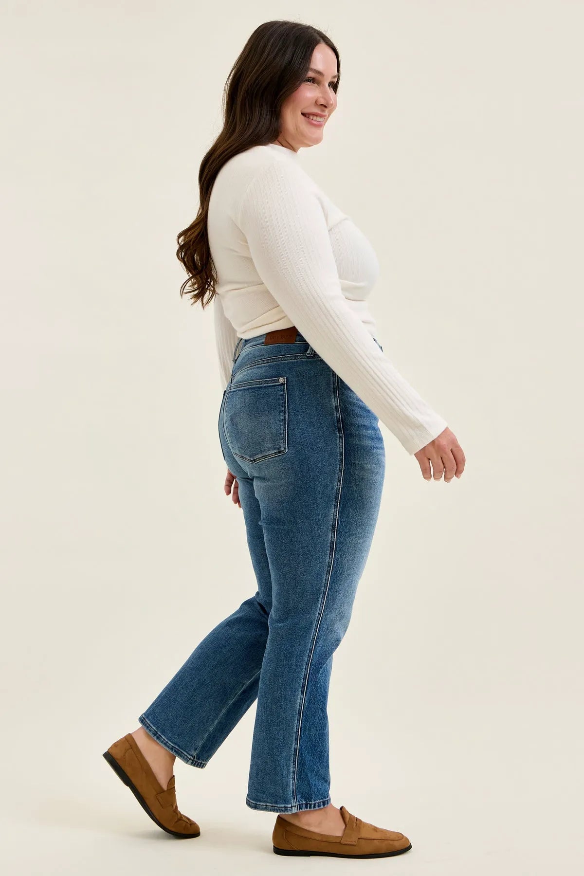 Lara Slim Straight Rigid Magic - PLUS