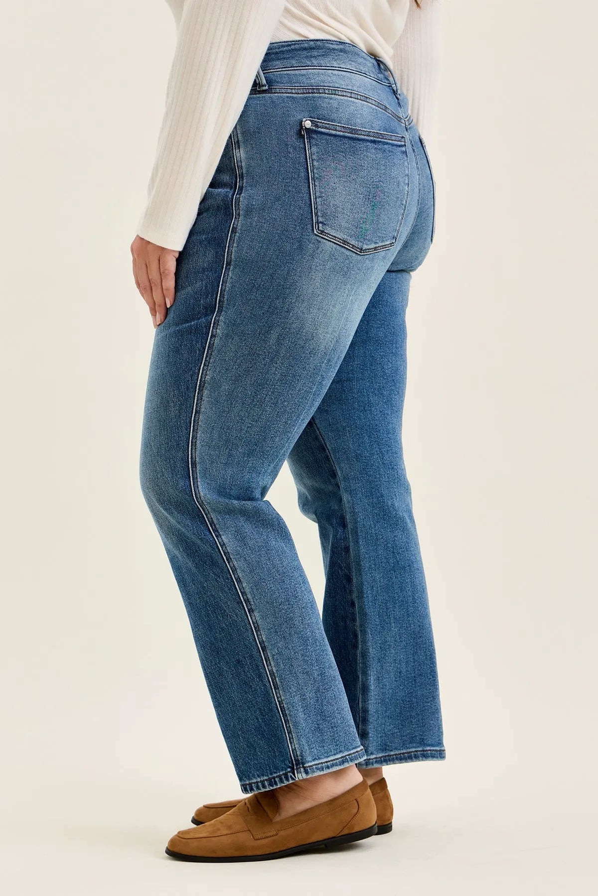 Lara Slim Straight Rigid Magic - PLUS