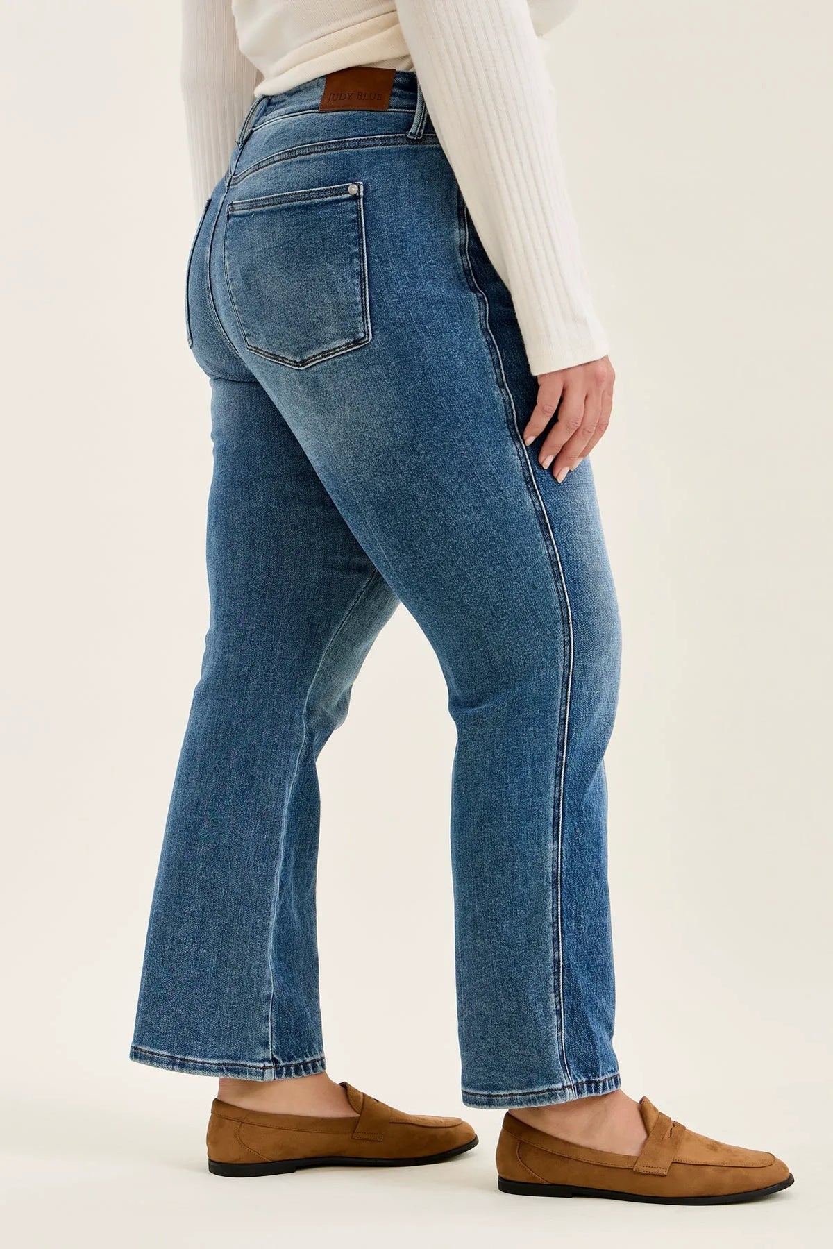 Lara Slim Straight Rigid Magic - PLUS
