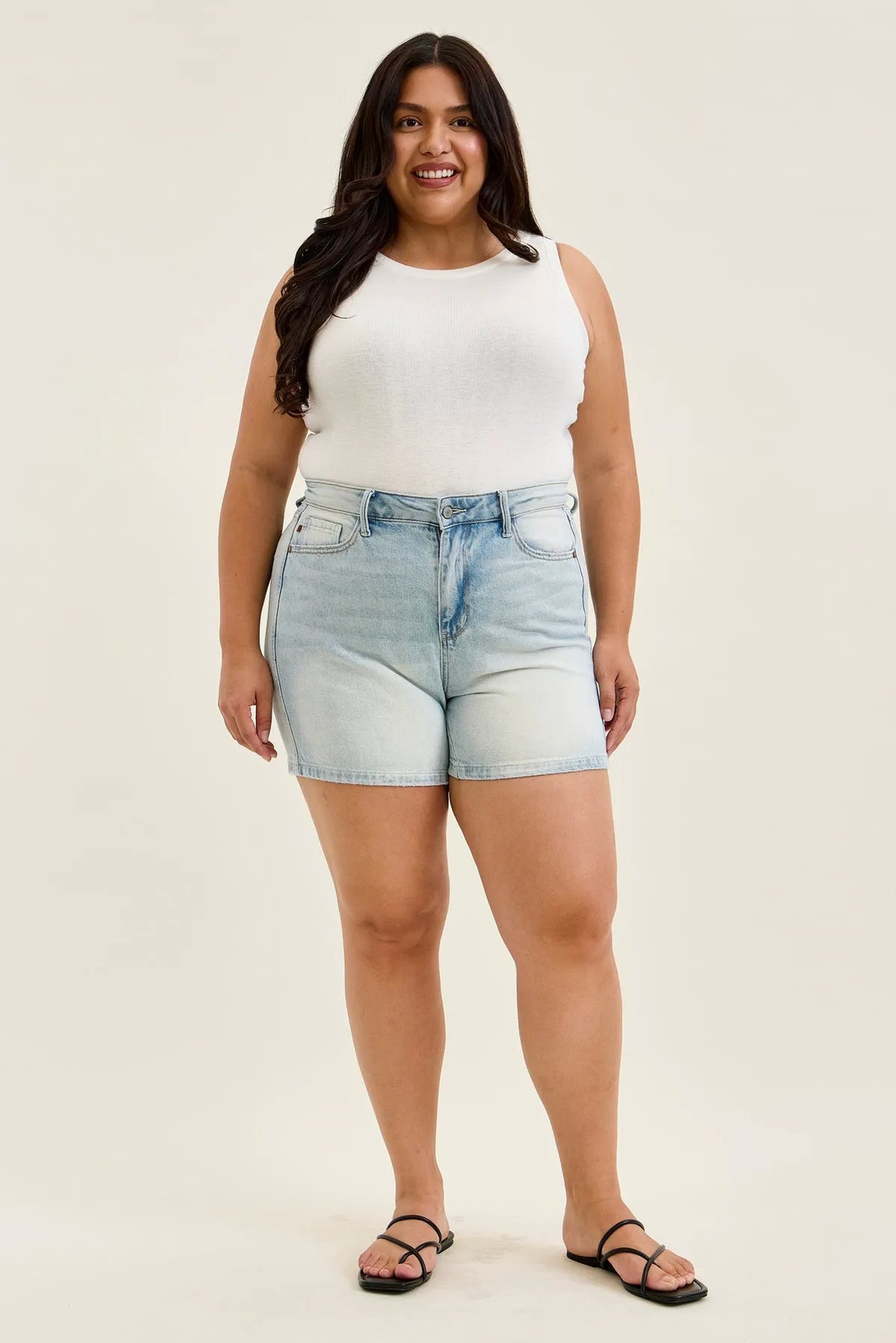Maggie Rigid Magic Shorts - PLUS