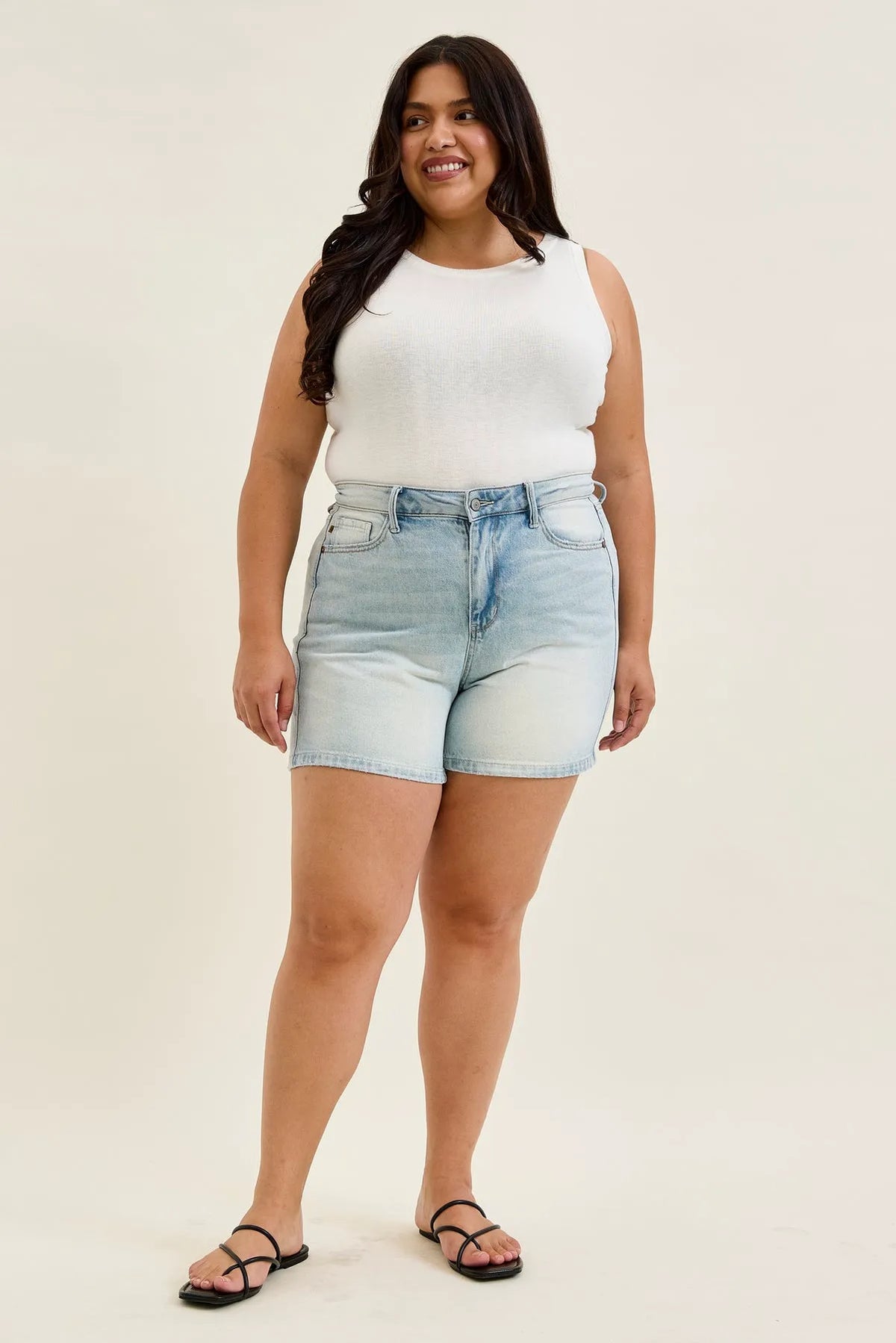 Maggie Rigid Magic Shorts - PLUS