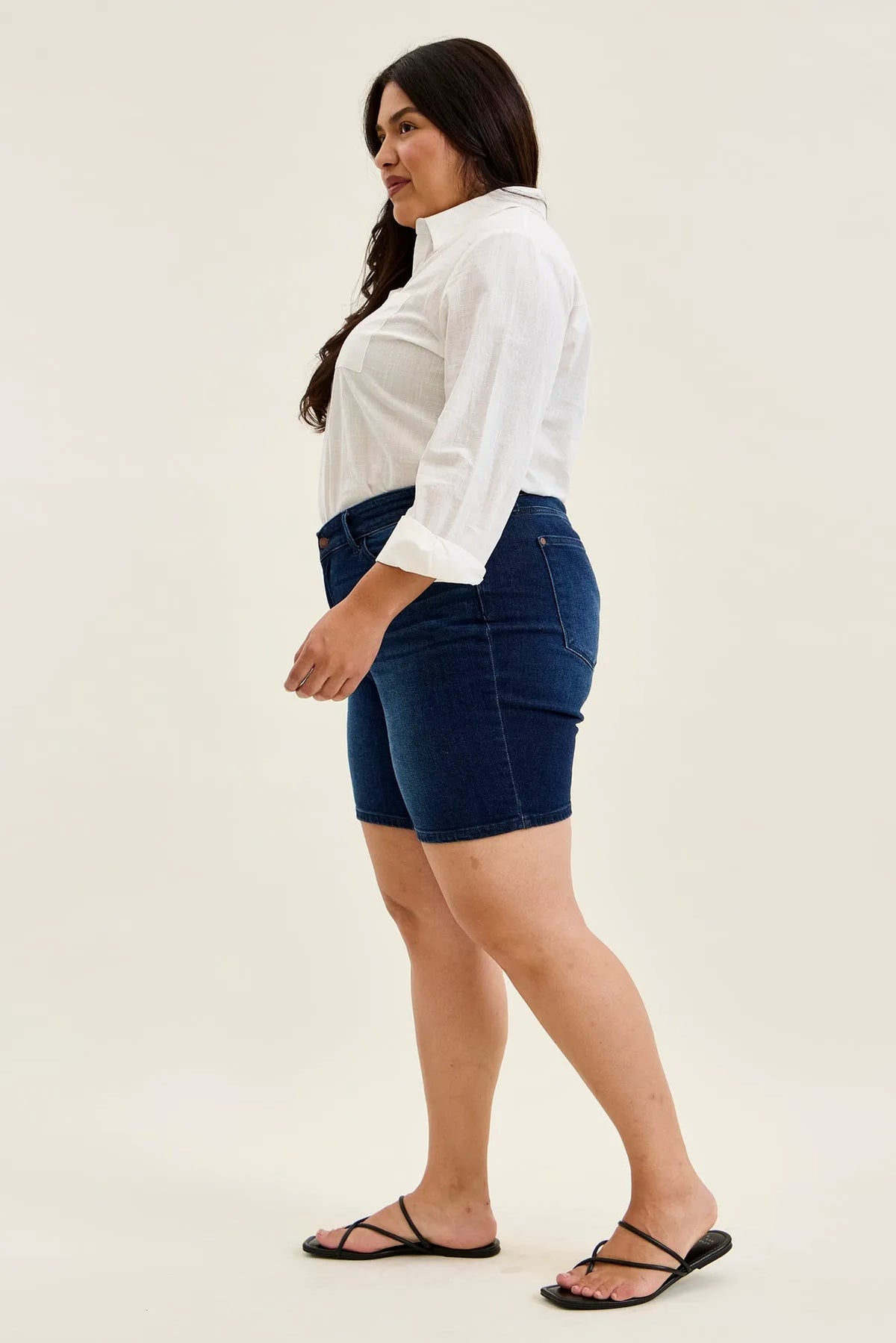Louisa V-Front Bermuda - PLUS