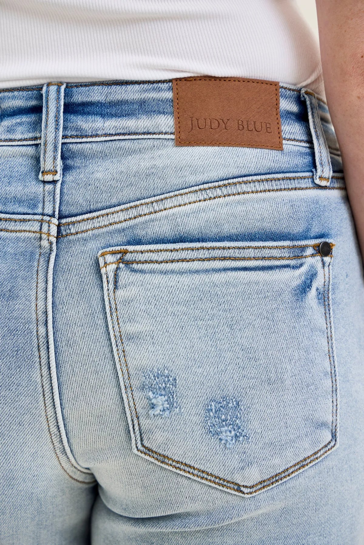 Daryl Vintage Wash Dad Shorts