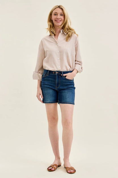 Daryl 2-Button Mid Length Dad Shorts