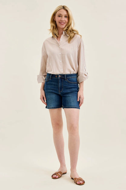 Daryl 2-Button Mid Length Dad Shorts