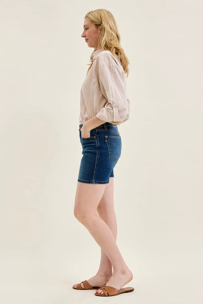 Daryl 2-Button Mid Length Dad Shorts