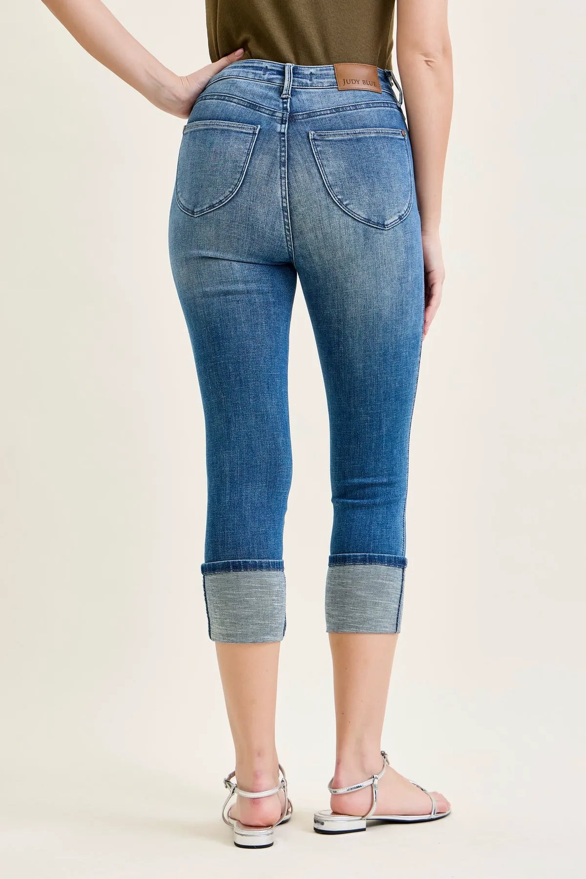 Melanie Tummy Control Back Shield Pockets & Cuff Capri