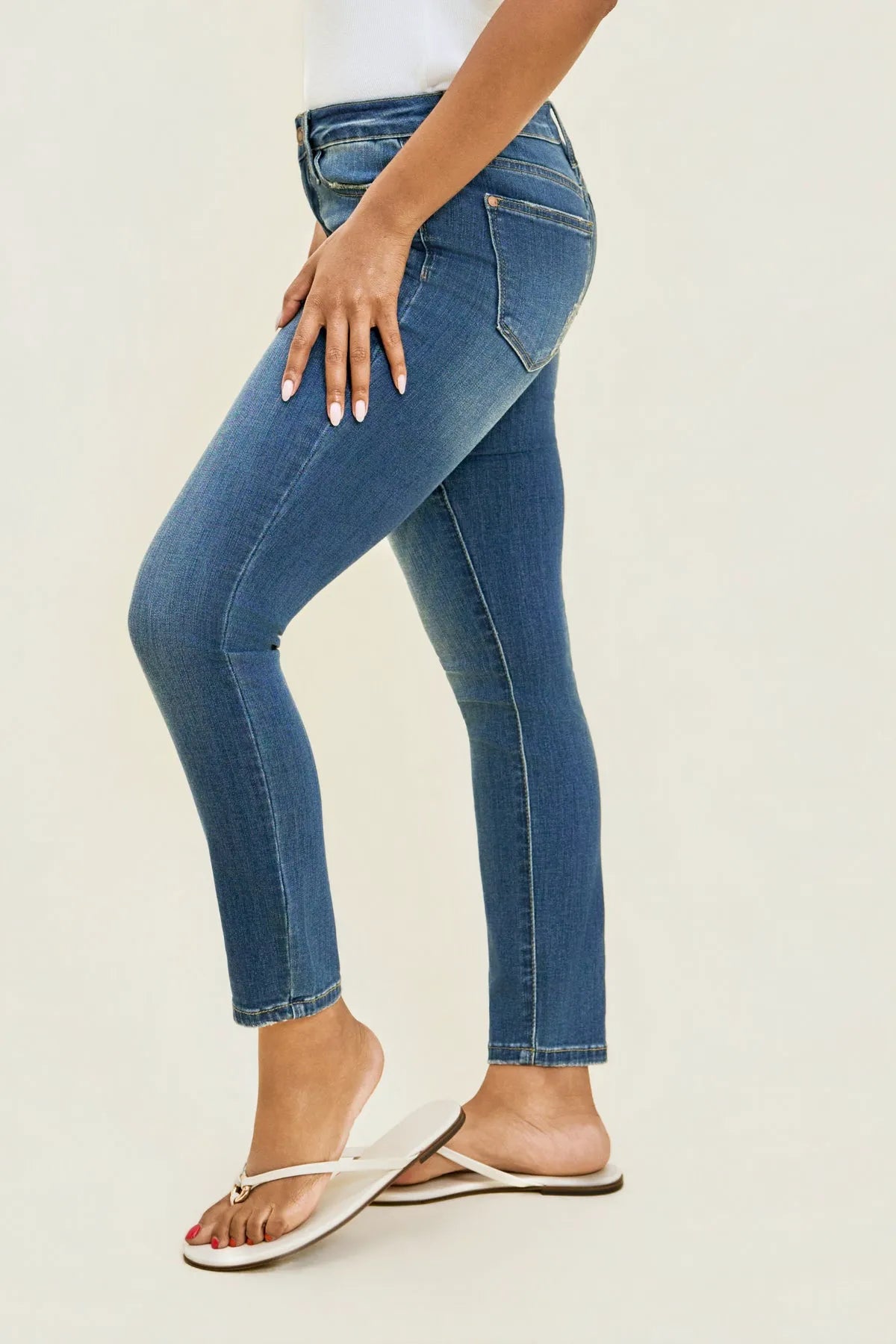 Angie Comfy Chic 27" Relaxed Jeans