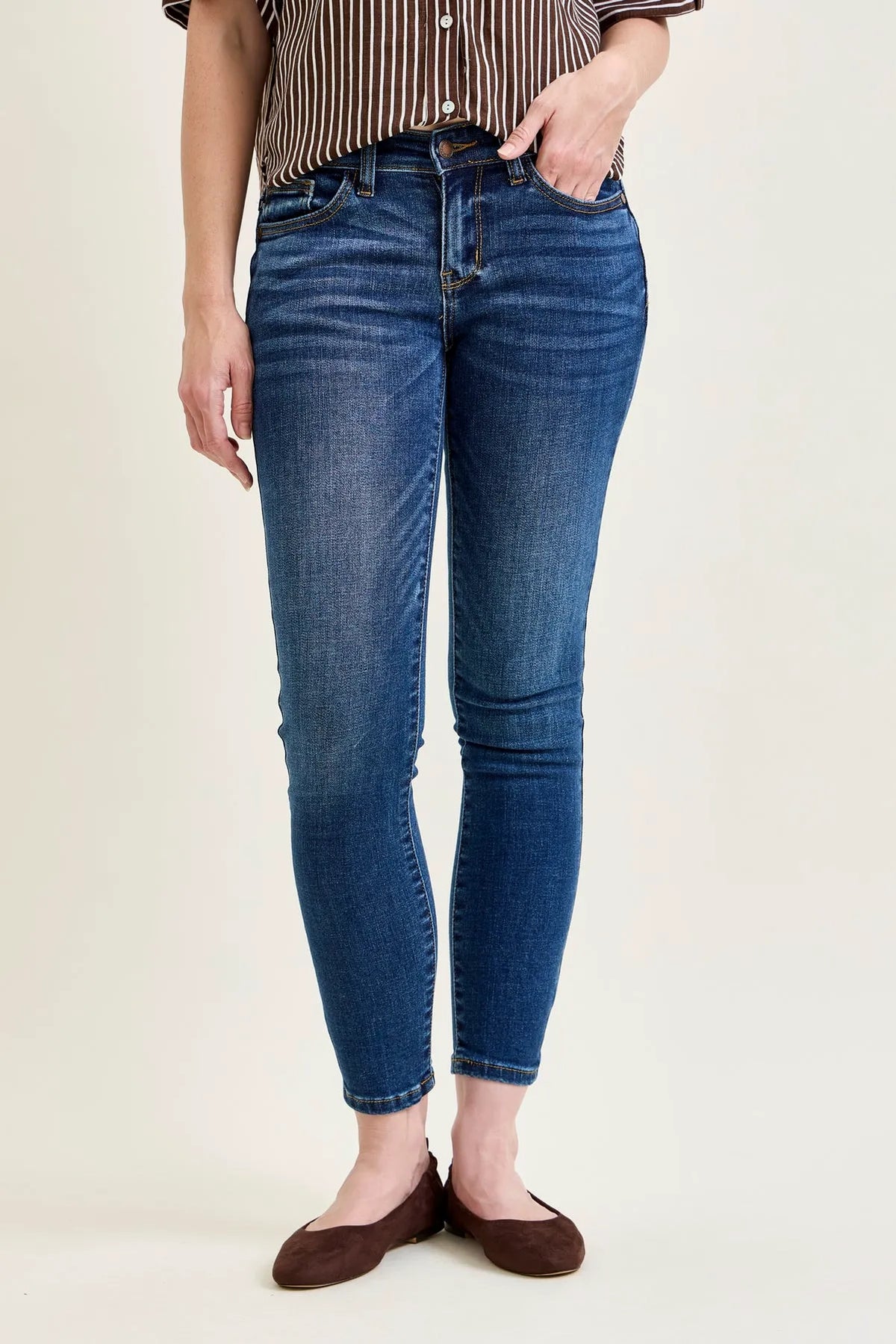 Sienna Handsand Classic Skinny Jeans