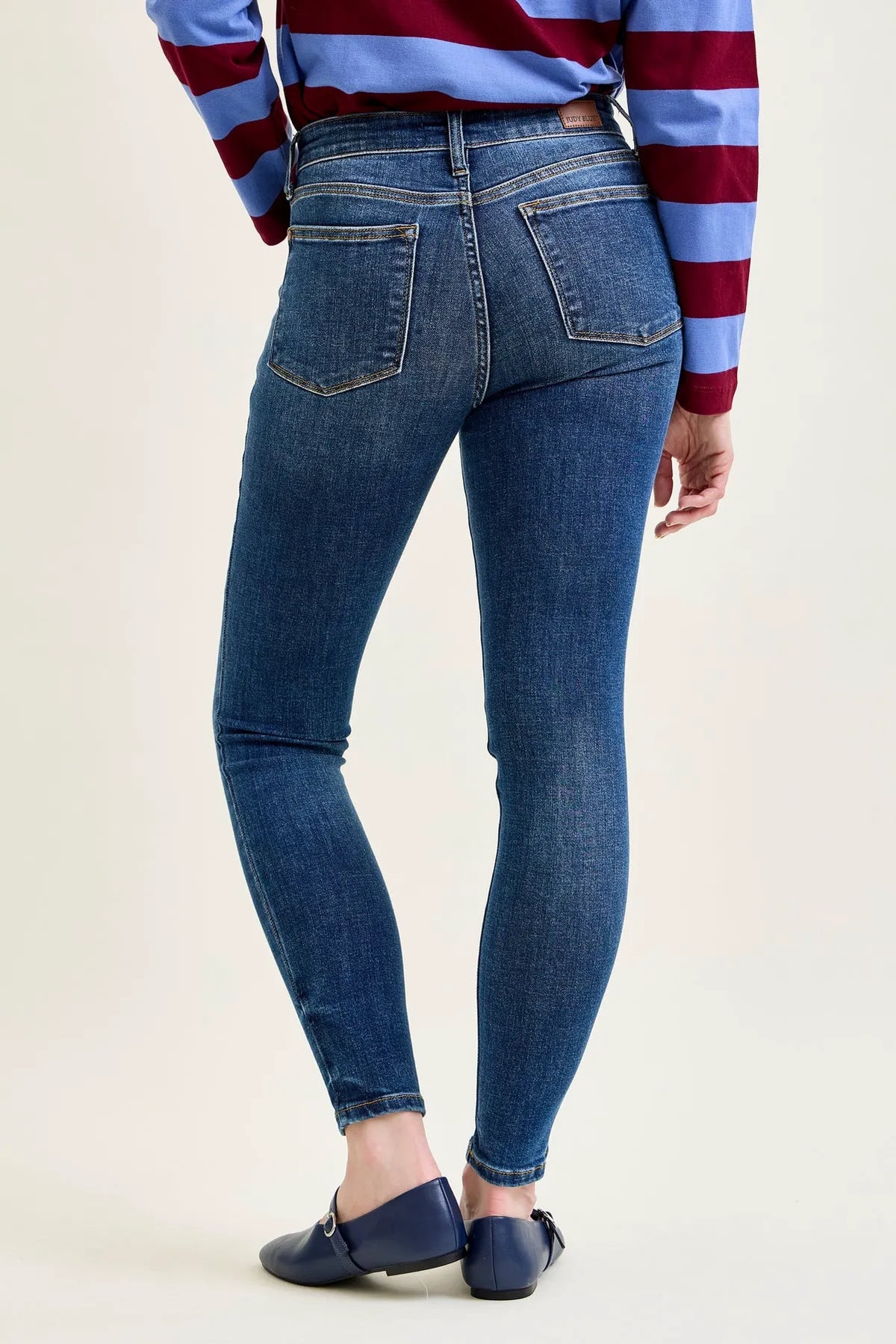 Sienna Skinny Jeans With Handsand