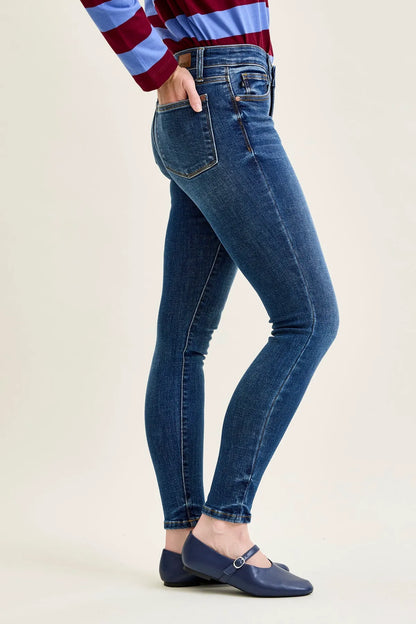 Sienna Skinny Jeans With Handsand