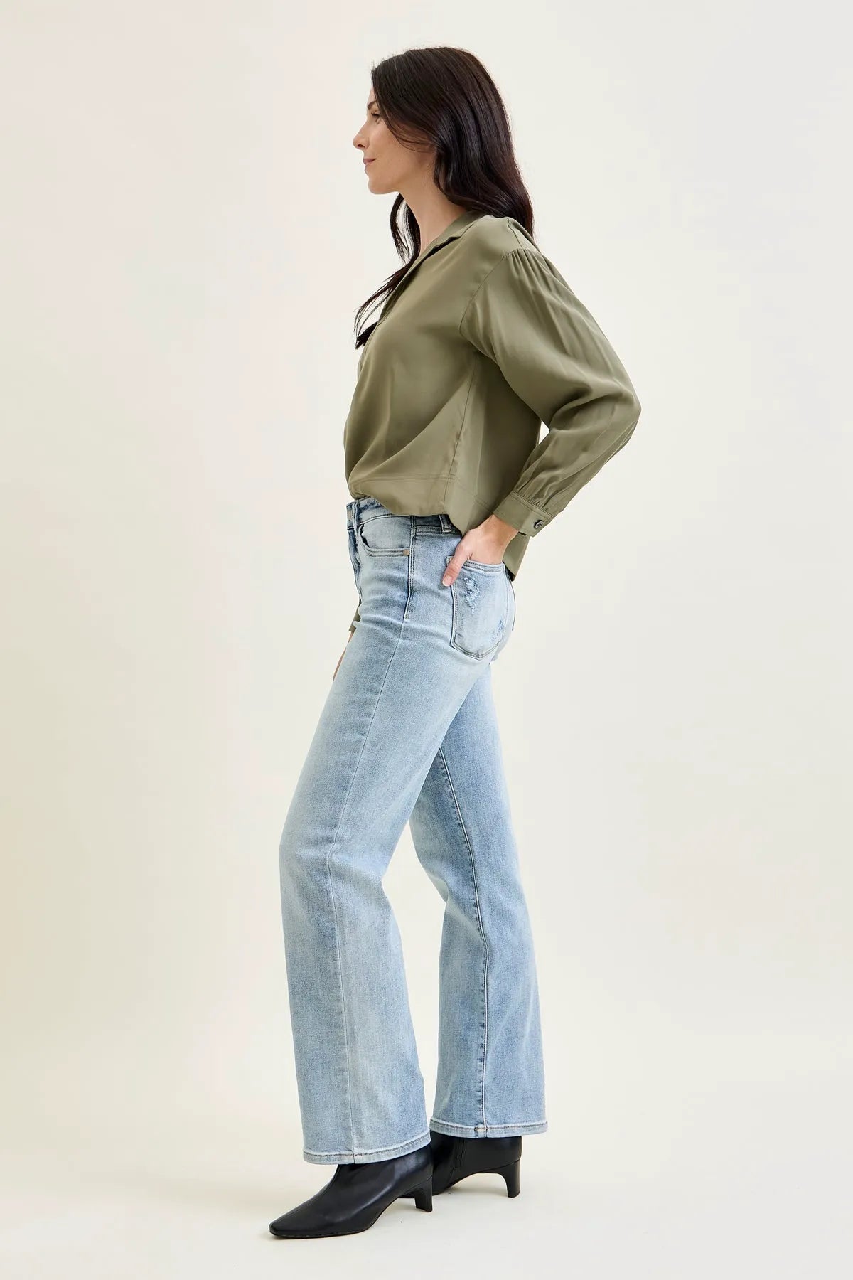 Kimberly Light Wash Straight Leg Jeans