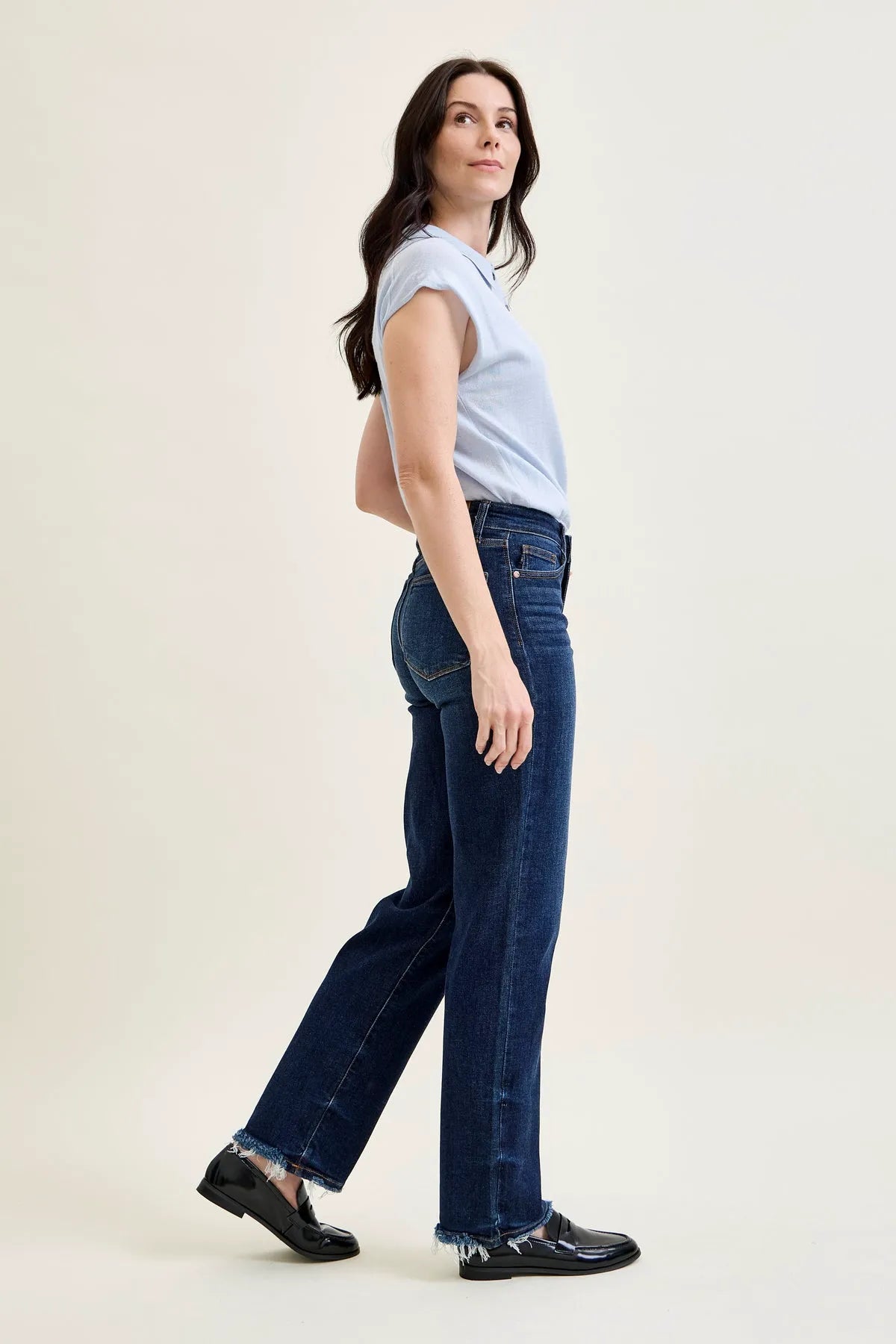 Kimberly Straight Leg with Fray Hem