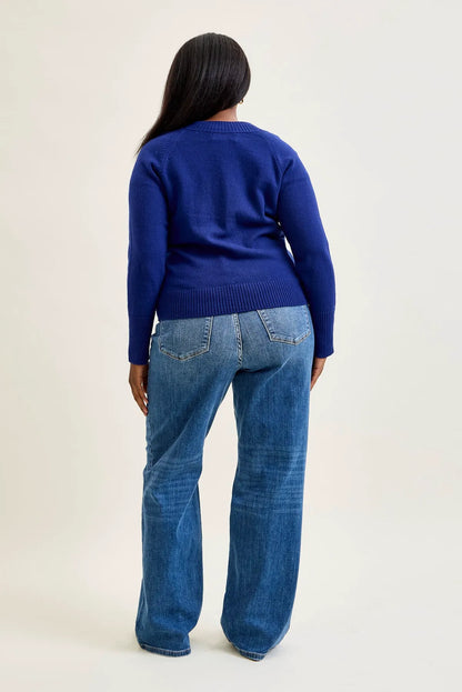 Kimberly V-Front Straight Jeans - PLUS