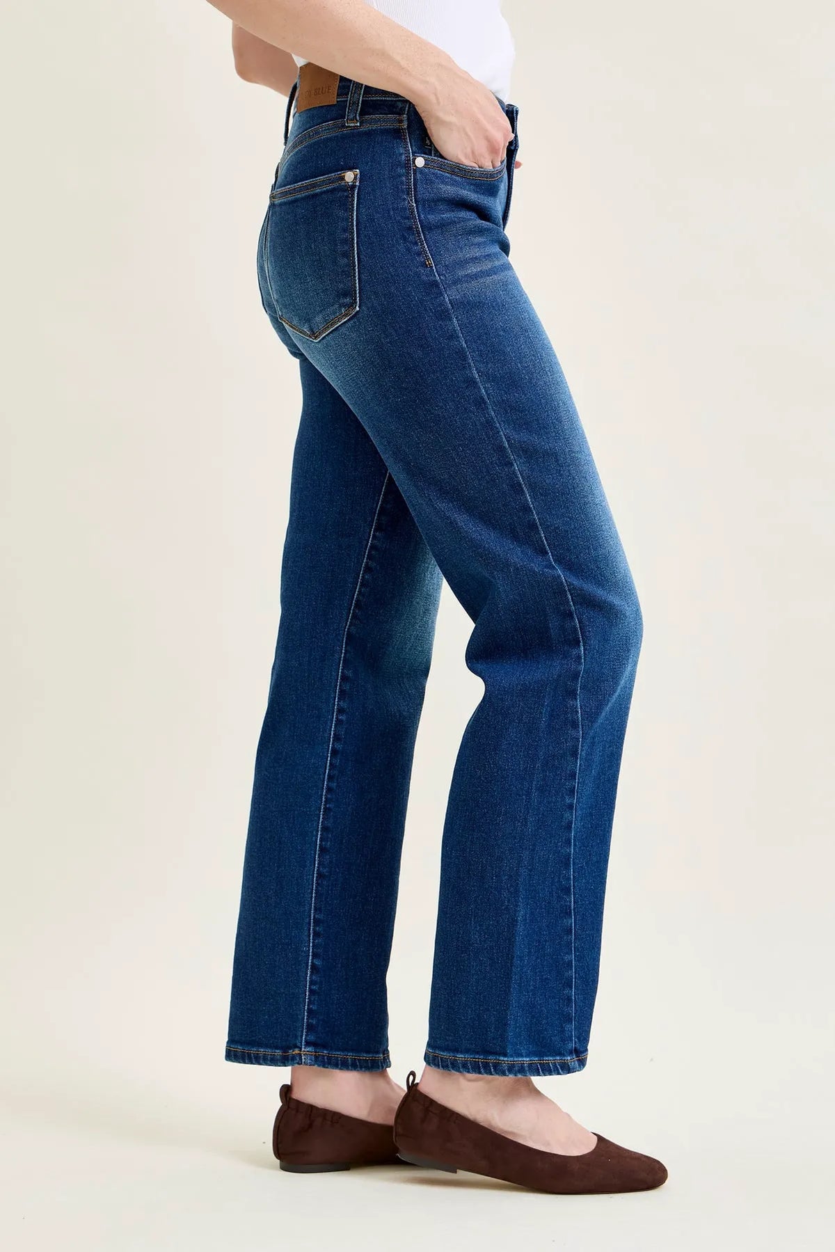 Kimberly Side Seam Detail Straight Jeans