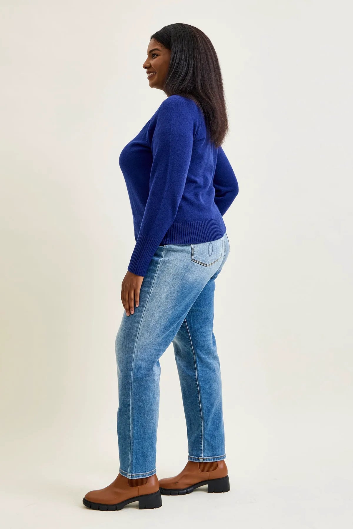Delaney Vintage Wash ThermaDENIM Straight Fit - PLUS