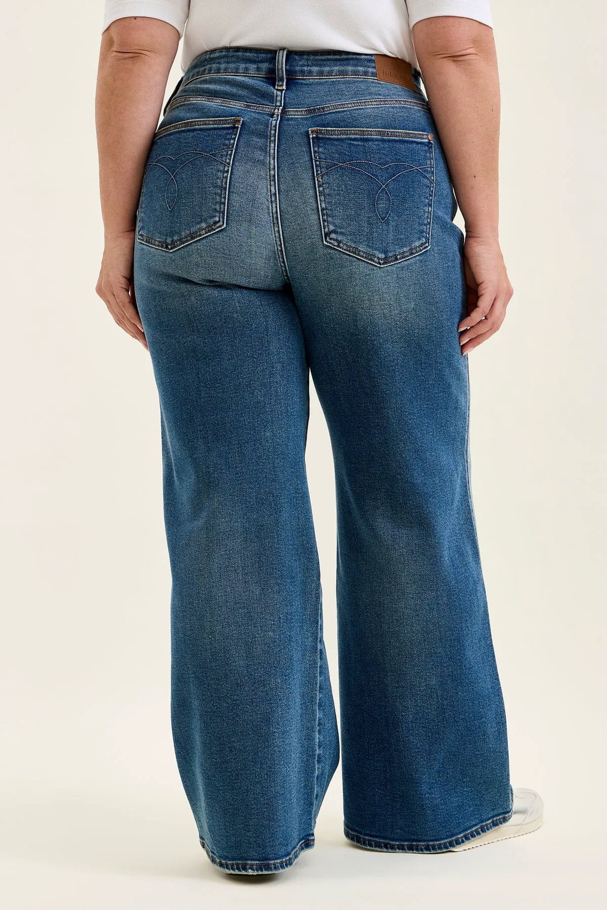 Lux Retro Wide - PLUS