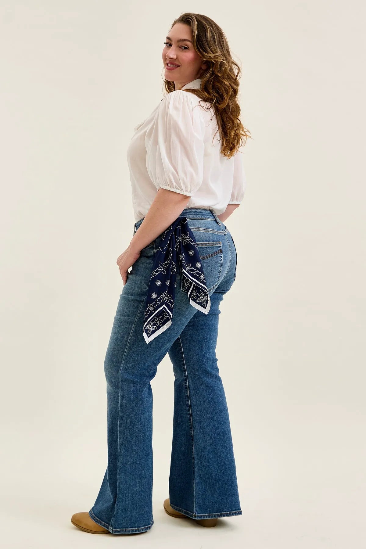 Jaqueline Flare With Triple-Needle Pockets And a Bandana - PLUS