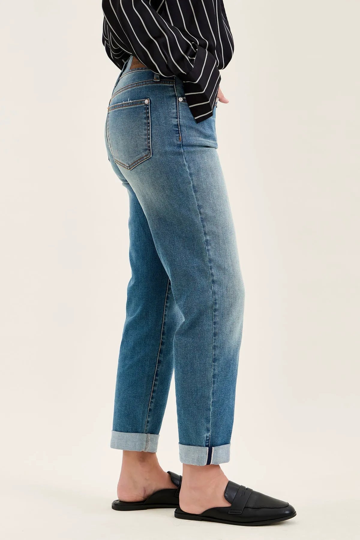 Billie Boyfriend With Cross-Back Belt Loops