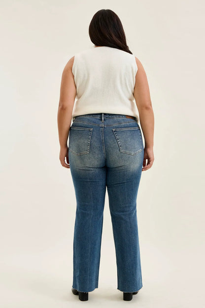 Charlotte Flare With Front Flap Pockets - PLUS