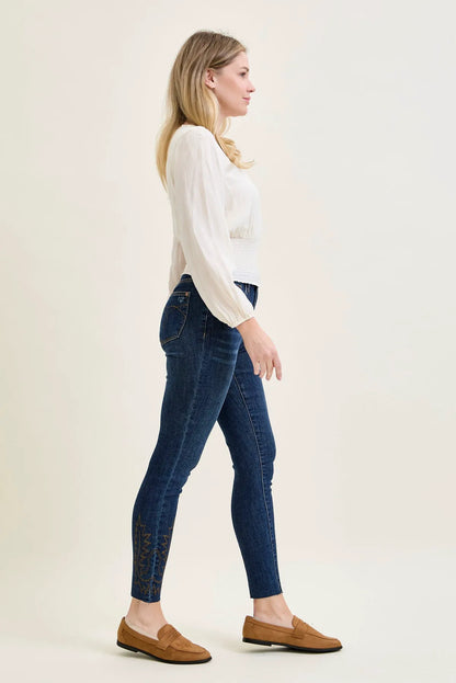 Sienna Skinny With Western Embroidery Detail