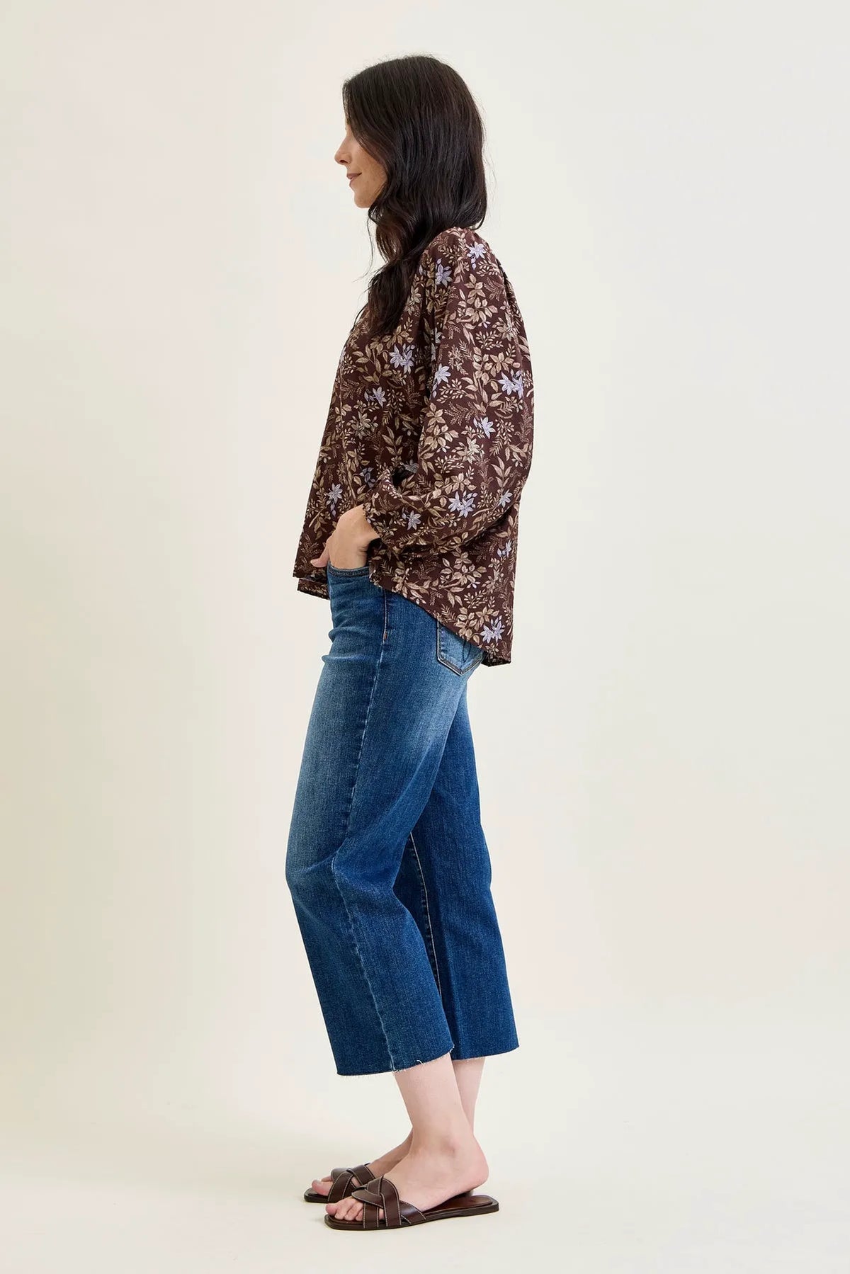 Dottie Back Pocket Classic Cropped Wide Leg Jeans
