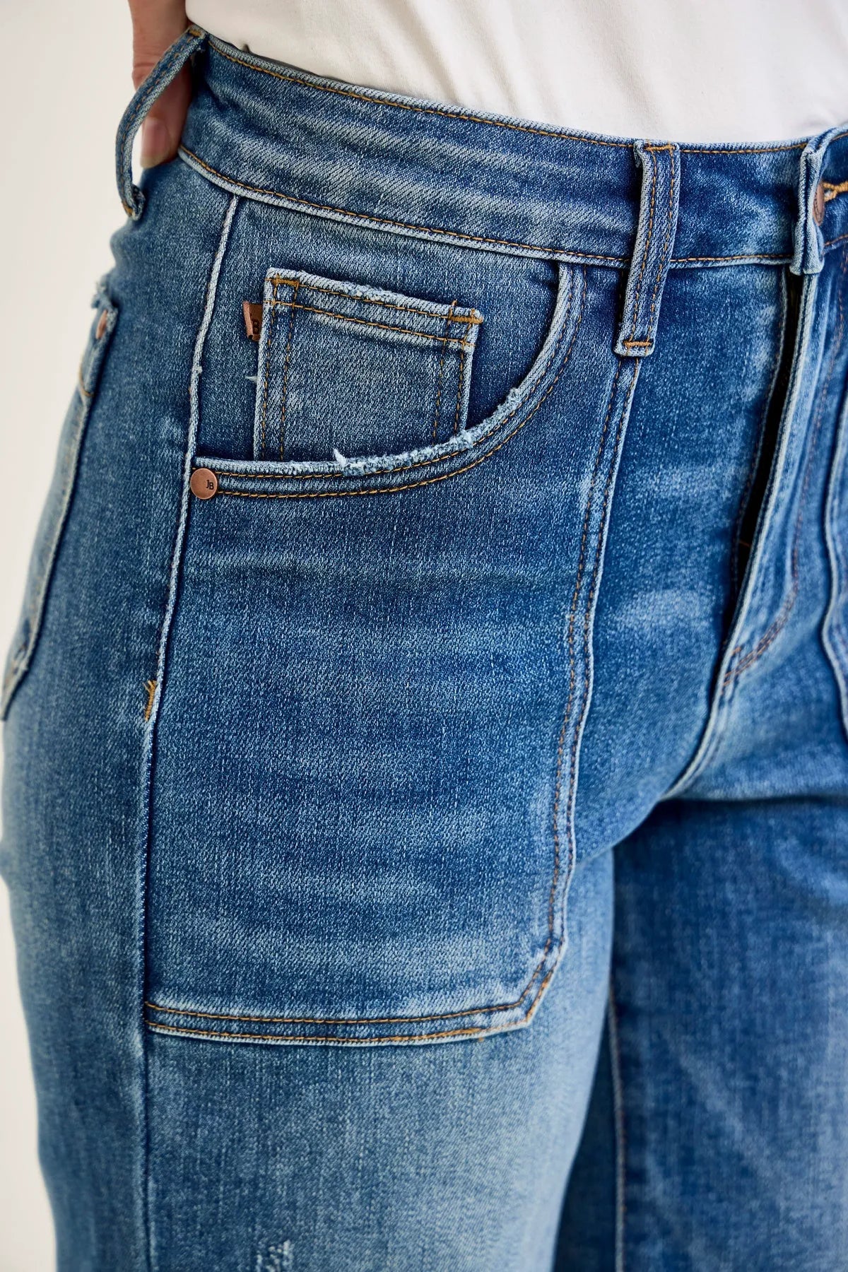 Lux Utility Pockets Cropped Wide Leg