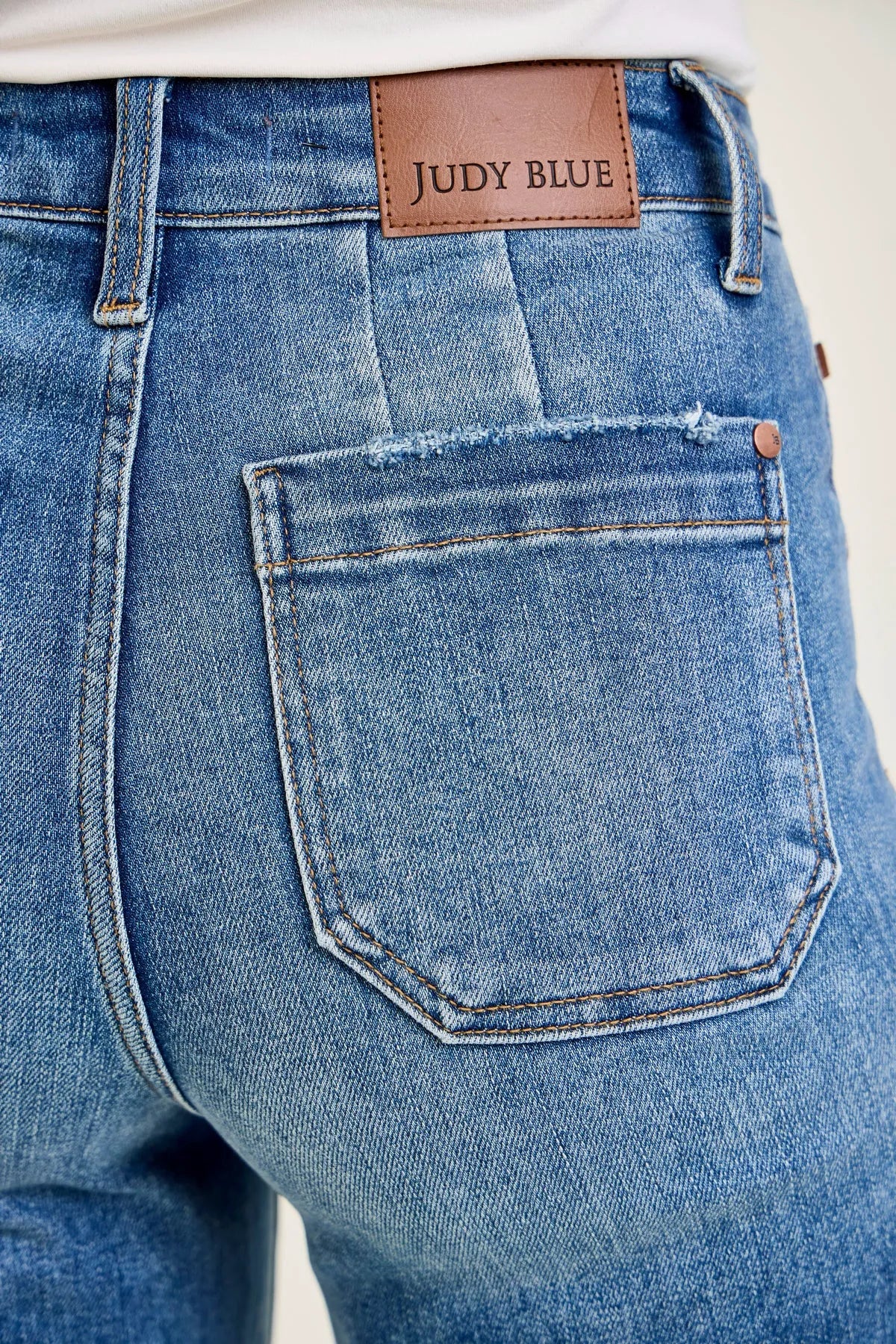 Lux Utility Pockets Cropped Wide Leg