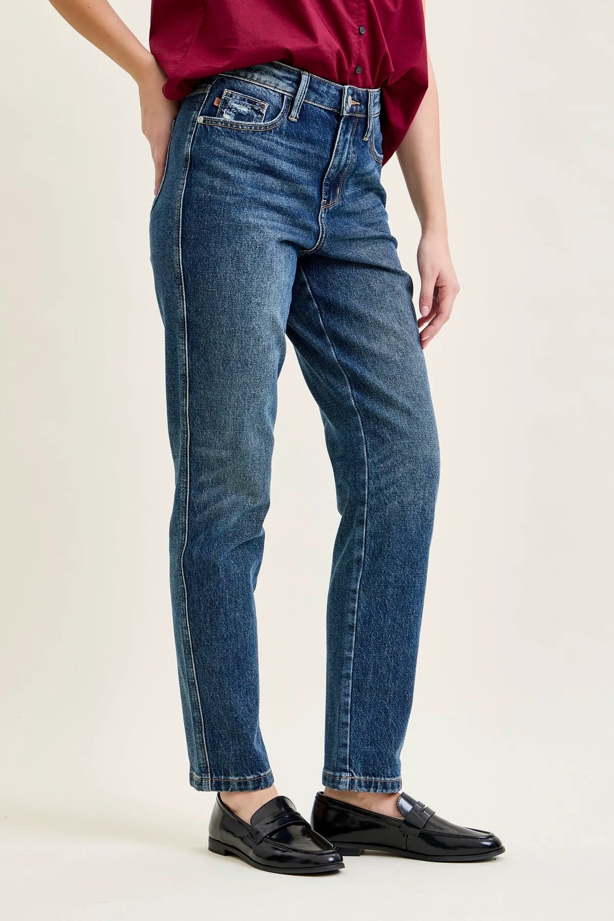 Kimberly Rigid Magic Straight Jeans